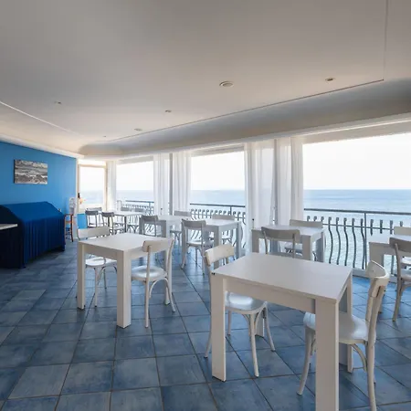 Hotel L'Approdo-2